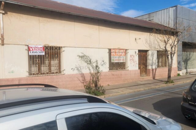 OPORTUNIDAD DE VENTA CASA CENTRO SAN FELIPE CALLE SALINAS IDEAL NEGOCIOS. A UNA CUADRA PLAZA ARMAS CALLE MUY COMERCIAL